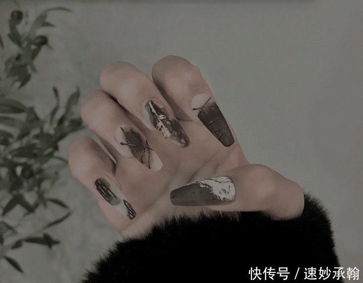 风格超酷的欧美风美甲，拿图去做！