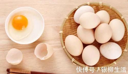 每天吃一个鸡蛋，对身体好处多，但红壳与白壳的区别，你可懂吗？