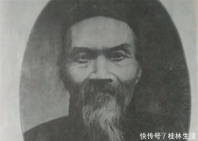 原配|金庸一生难言的痛:生母早逝,父亲被枪决,原配出轨,长子自杀