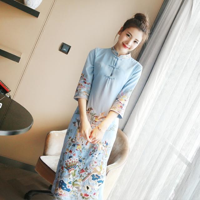 东方女性|东方女性的优雅古韵,改良旗袍裙又回到了潮流的春天