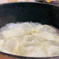 一碗不够吃的油泼面