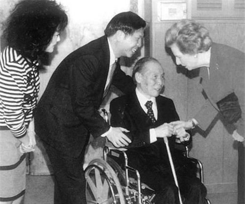 撒切尔|抗日老兵隐居美国38年，撒切尔夫人得知后亲自去道谢，发生了什么