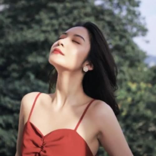 女生脸上有这“3个标志”，可能会越长越漂亮，慢慢偷着乐吧！