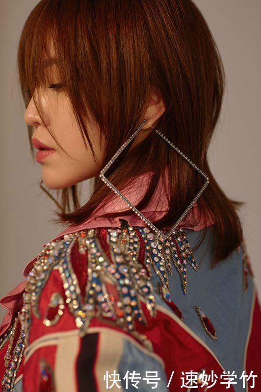 《骄傲》携手好友共同创作王紫格展现"闪耀式"爆发唱