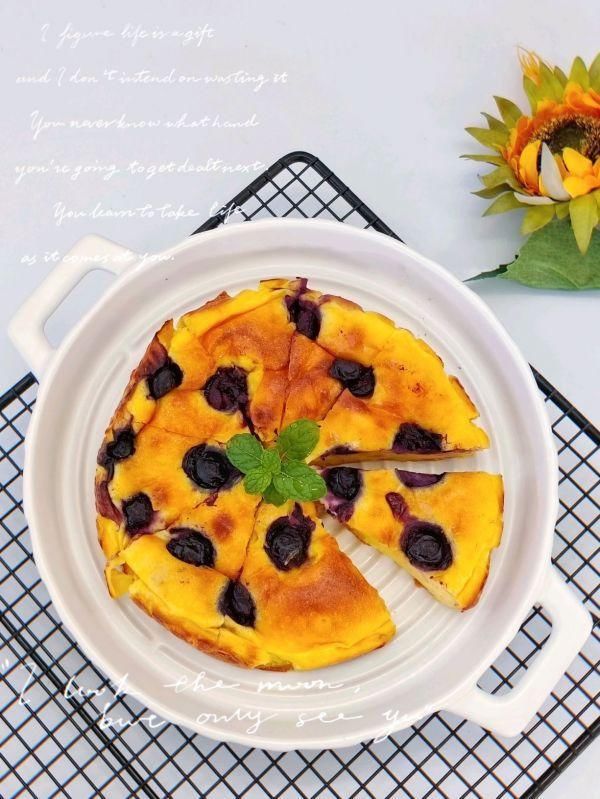 蓝莓|翻山越岭只为这道蓝莓爆浆酸奶蛋糕