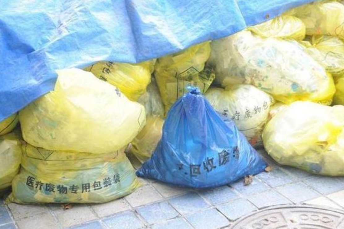 小江|“人工流产”后的胎儿最后去哪了看完这3种处理方式,五味杂陈