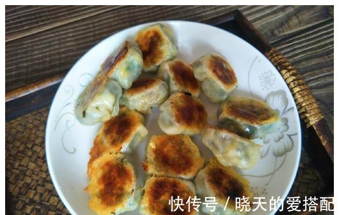 饺子皮|天热做煎饺，就爱这个馅，皮薄酥脆，用来当早餐最受欢迎