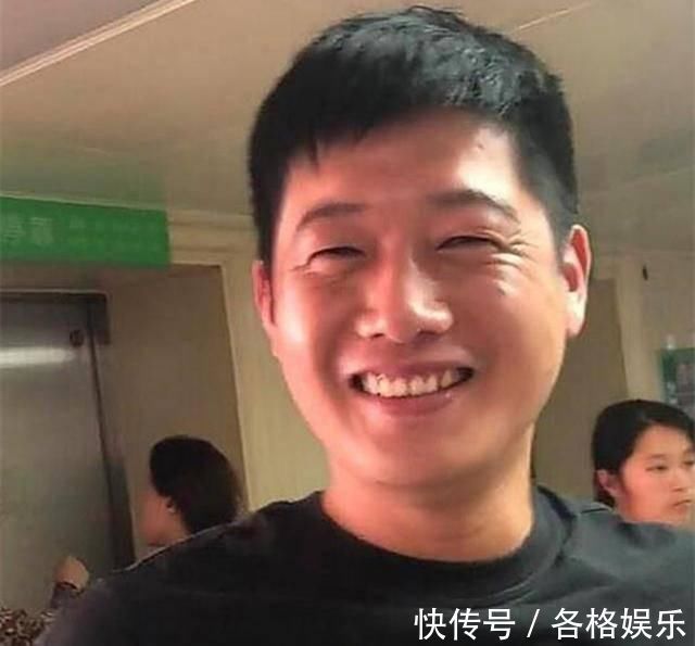 两个儿子|二胎拼女儿,得知又生了个儿子时,产房外几位宝爸的表情太真实了