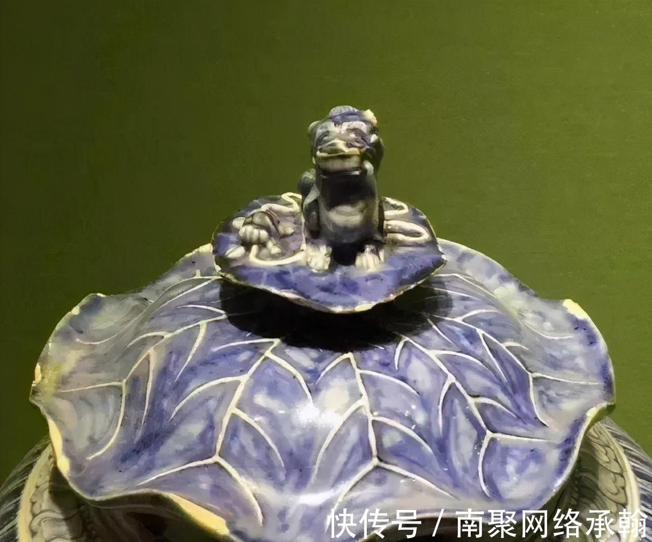 故宫博物院|瓷器鉴赏离不开八卦,成化青花自带流量