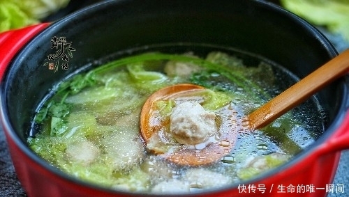 夏天多喝汤,此汤好喝也好做,10块钱就能煮1锅,特别鲜美