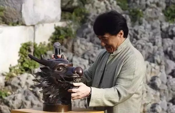 翡翠|好玩意都被演艺圈包圆了!盘点10大明星收藏家!