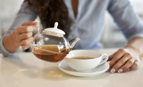 喝茶有什么好处?懂得这些茶的功效和禁忌,事半功倍