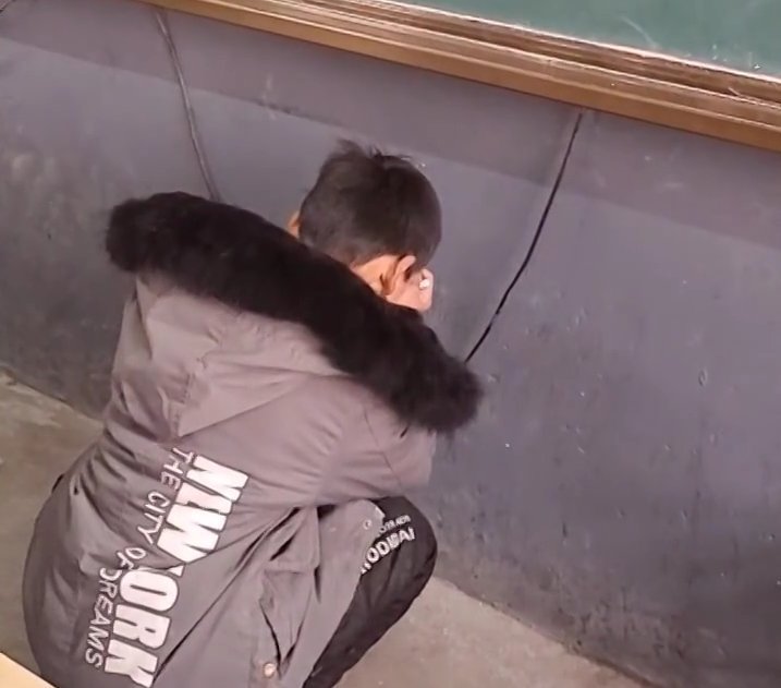 心碎|留守儿童用“如果我有钱”造句,写完偷偷抹眼泪,画面叫人心碎