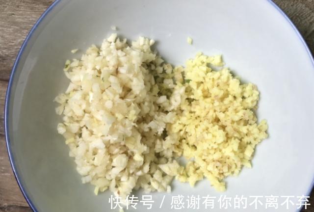 便秘|干姜与一物“黄金搭档”，肠道的“天然润滑剂”，改善便秘肚腩消