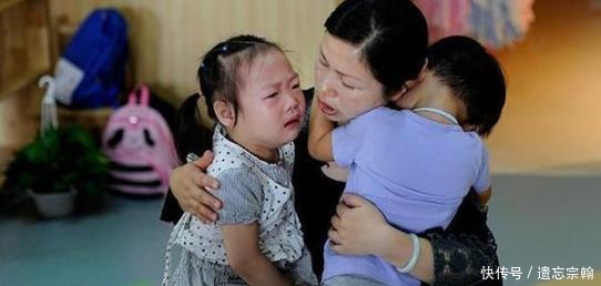 高颜值幼儿园老师火了，长相神似“杨颖”，网友赶紧出道吧