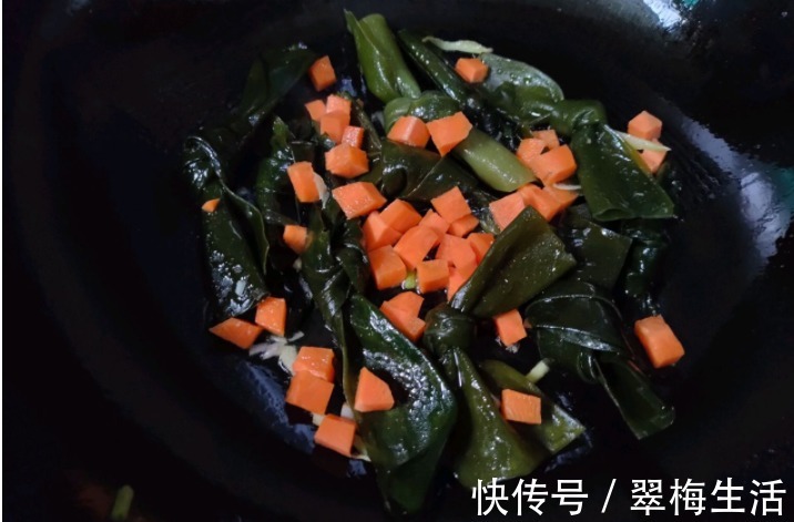 胡萝卜|夏天多喝汤水，喝起来非常的鲜，简单易做，清爽可口