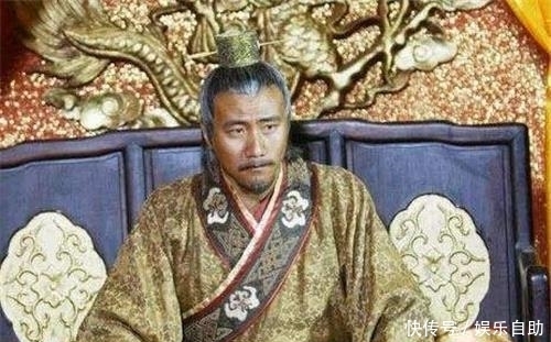 小官|朱元璋过年微服私访，被一值班小官拉着喝酒，不料次日被连升十级