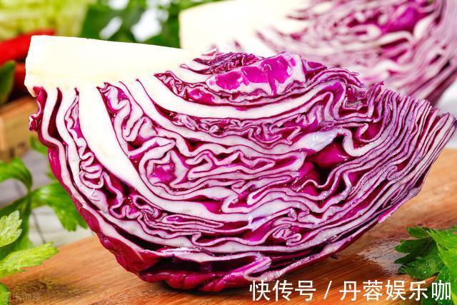 营养|凉拌紫甘蓝时,直接调味就错了,多加1步,更入味更脆爽营养更好