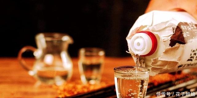 想存几箱白酒,几年后再喝,该如何下手购买