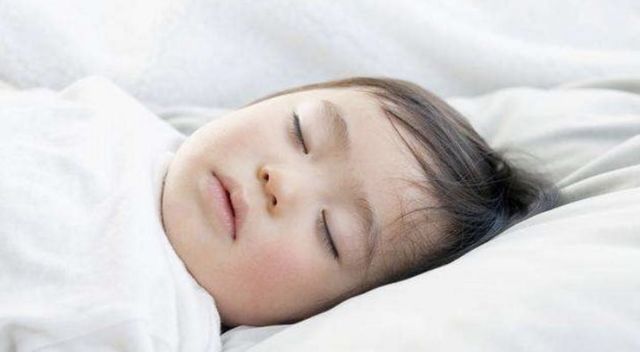 脾虚积食|孩子不长个多是脾虚积食,医生,做这3件事,一年或多长几公分