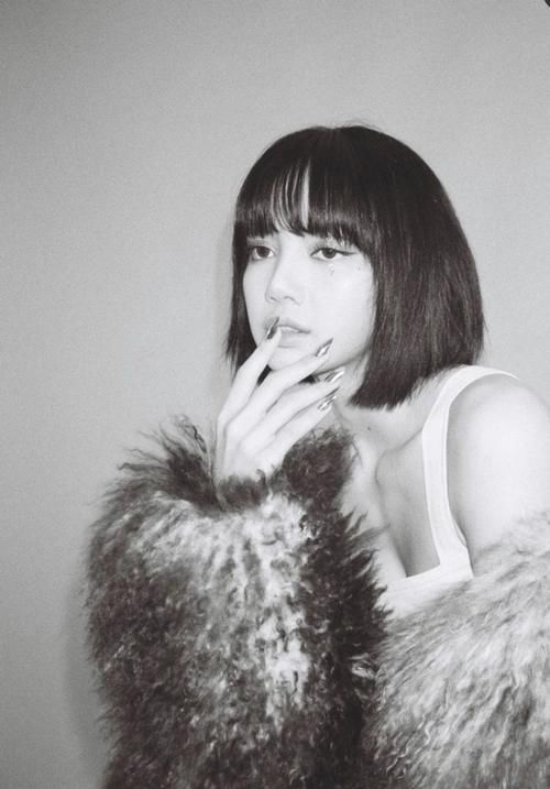 春夏韩国流行发型和刘海,“修颜+小脸效果”安排!