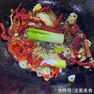 鸭腿|这道麻油鸭（不正宗也好吃版），最适合宝宝吃