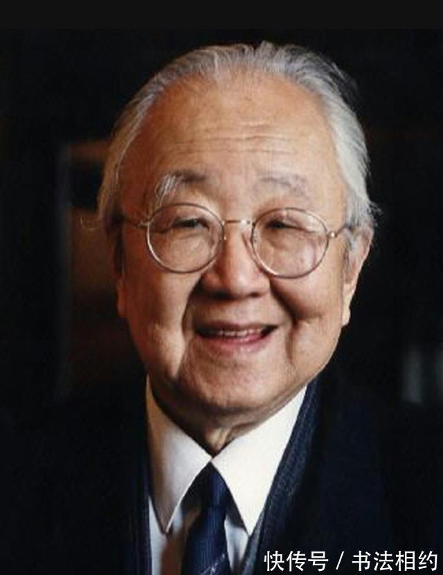 书坛@启功榜书碑帖互通,一改痩劲风,惊艳了书坛,堪称书坛“绝唱”