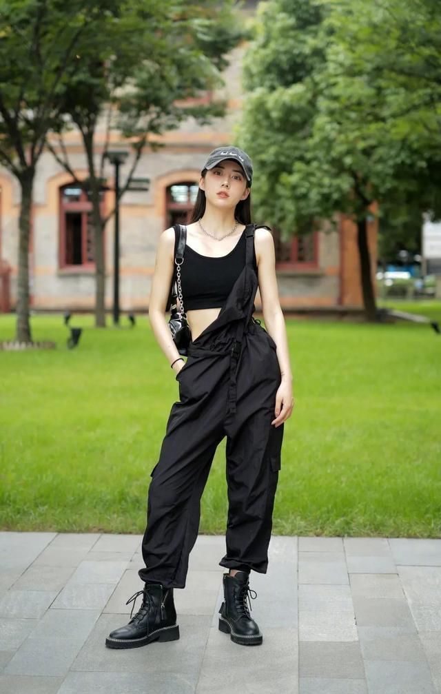 组合|短上衣+阔腿裤,今夏王炸组合好看到尖叫