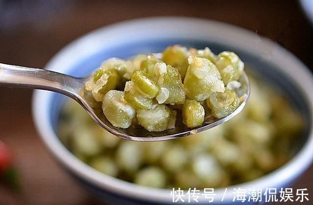 下饭|豆角别再炒着吃，换种做法，非常下饭，老公最爱吃