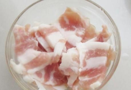 白菜炖豆腐,别直接就下锅,教你小窍门,豆腐鲜嫩白菜清爽