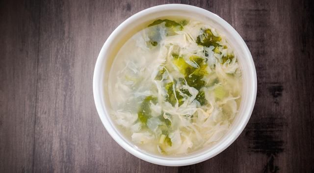 结节|查出甲状腺结节,4种蔬菜能少则少,呵护甲状腺,结节或慢慢消散