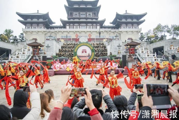 元宵节|元宵节，来铜官窑古镇体验乘船放河灯