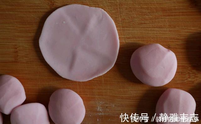 冬天包饺子，我家不用面粉，用它做皮，饺子晶莹剔透，Q弹又劲道