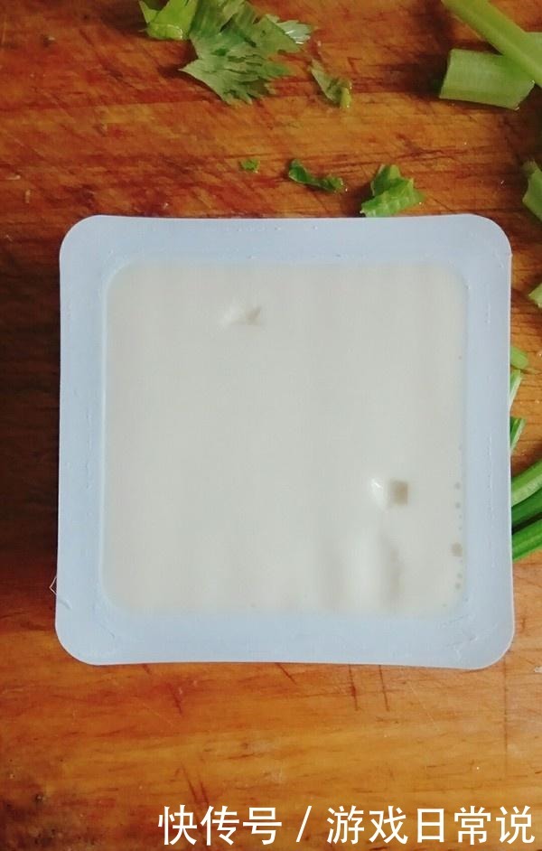 “补钙达人”终被发现,钙是牛奶的6倍,儿子隔三差五吃,长大个!