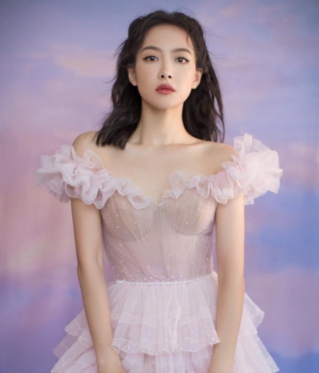 藝人影響力周榜，趙麗穎久違登頂，肖戰(zhàn)上榜原因令人感慨