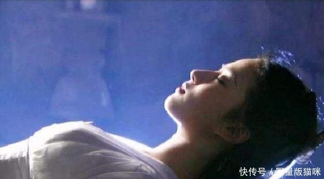 小龙女为什么睡在绳子上练功只是借口,真相其实金庸也不想道破!