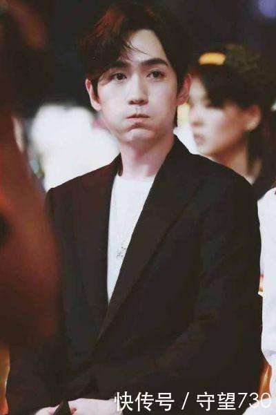 dr朱一龙在《幻乐之城》表演《丑》的状态及表现