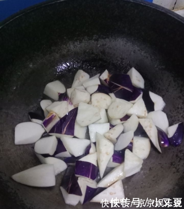 维生素p|它和土豆一起吃，隔三差五吃，隔天排出宿便，口臭便秘慢慢没了