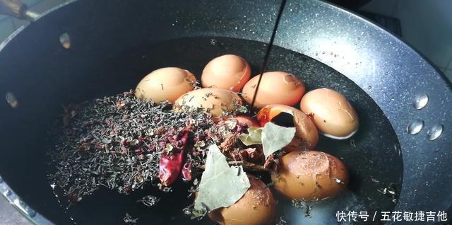 正确|这才是茶叶蛋的正确做法,茶香浓郁,入味可口,学会可以摆摊了