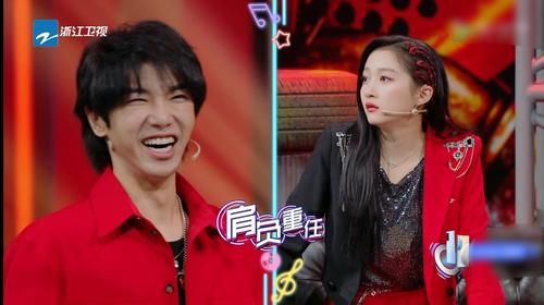 《王牌》节目组没骨气坑自己人，讨好意味太明显，关晓彤或将离开