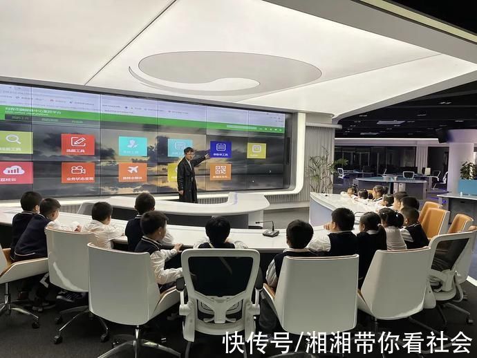 與學(xué)生課外拓展有關(guān)的新項(xiàng)目來了，近期免費(fèi)預(yù)約!