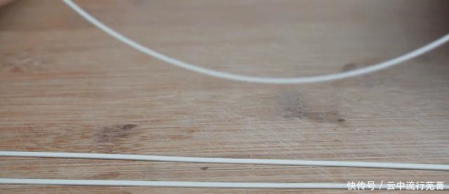 购买的时|买挂面时一定注意,包装袋上暗藏乾坤,这么多年才知道,涨知识了