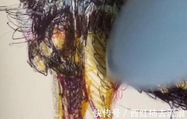 圆珠笔$美术生用“圆珠笔”作画,本以为是个青铜,不料竟是个“王者”!