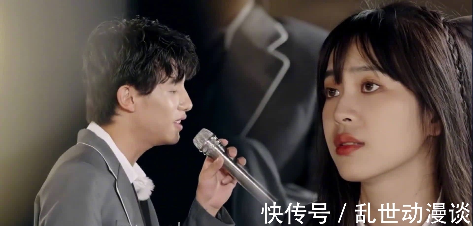 背着女友参加恋爱综艺,吃尽cp福利的素人嘉宾,戏里戏外都在演?