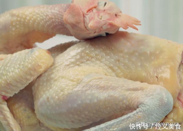 孩子爱吃的葱油白切鸡，无须水煮，软嫩鲜香，解馋又营养的家常菜