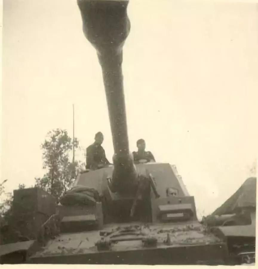 大战爆发|比马其诺防线庞大四倍的斯大林防线，被德军用不同的战术撕裂