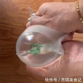 妊娠纹|妊娠纹的形成其实是这样的,男人永远无法理解,网友:太形象了