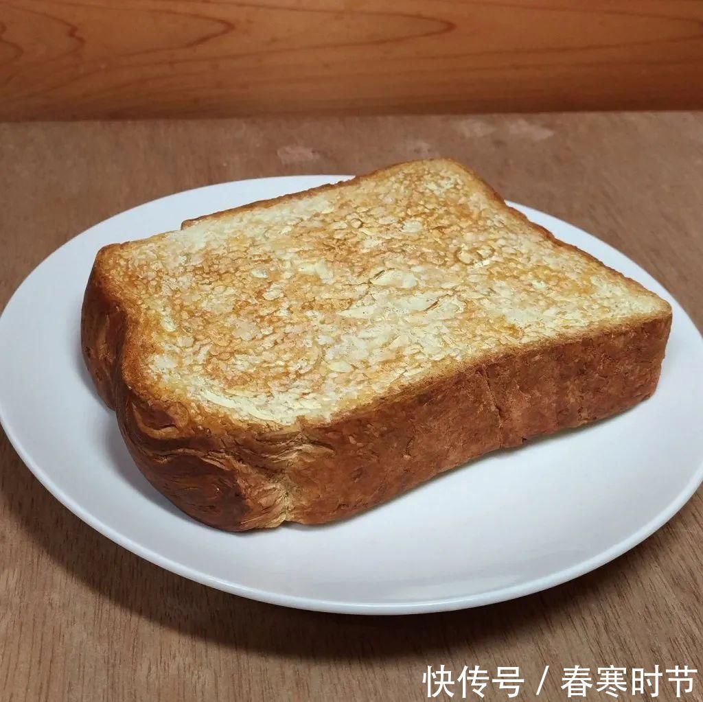 美食!他用木头雕刻超逼真美食,虽不能吃,可比真的食物值钱多了