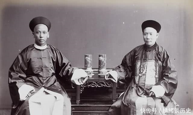 看不起|清朝官衙的看门大爷地位低,你别看不起他,不给红包就不让你进