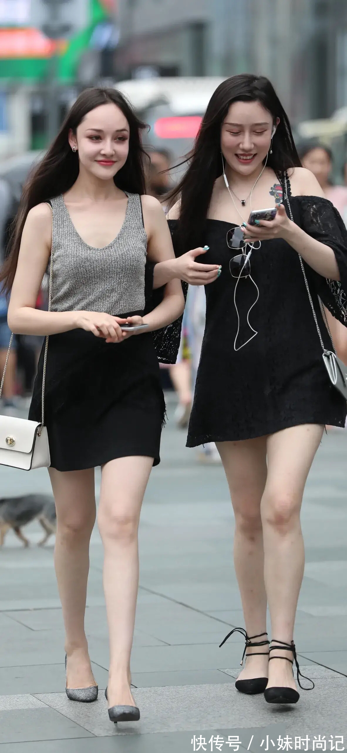 背心|银色丝线背心搭配黑色高腰半身短裙,优雅又性感